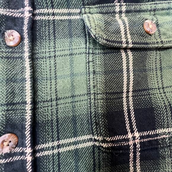 Vintage Field and Stream Green Flannel Work Shirt Tall Sz Large with Minor Flaws - Picture 4 of 9